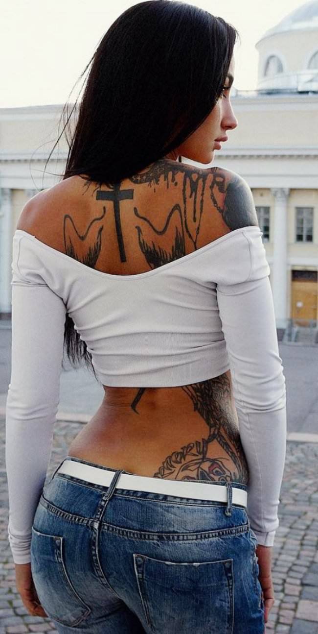 Hot Girls In Tight Jeans