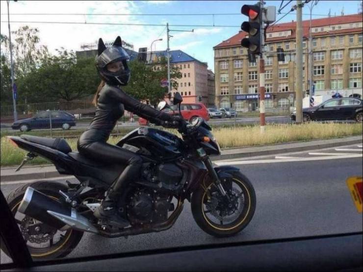 Girls Who Love Bikes