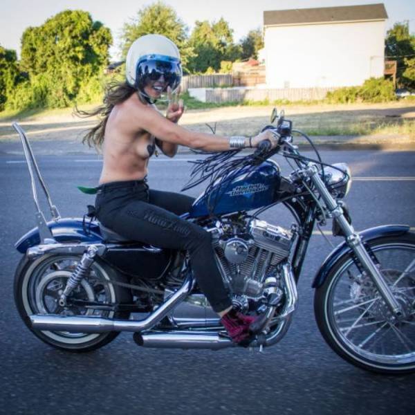 girls who love bikes 37 pics 19.html - 37 HD Photos | Premium Gallery 2026