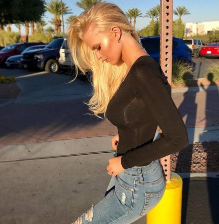 hot girls in tight jeans 45 pics 2.html - 45 HD Photos | Premium Gallery 2026