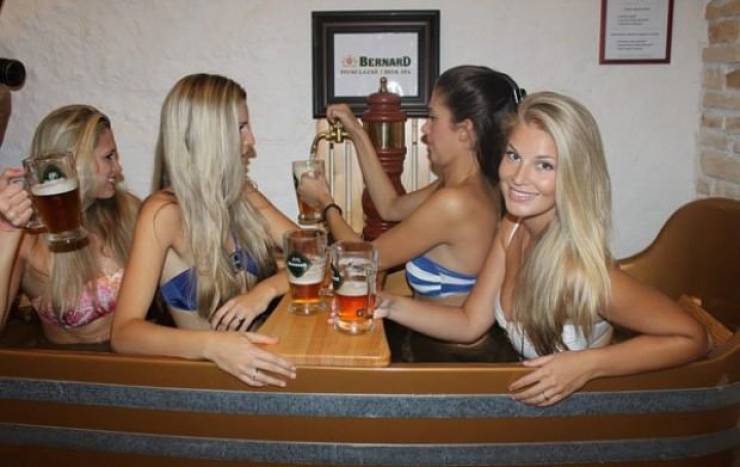 girls who love beer 33 pics 2.html - 33 HD Photos | Premium Gallery 2026