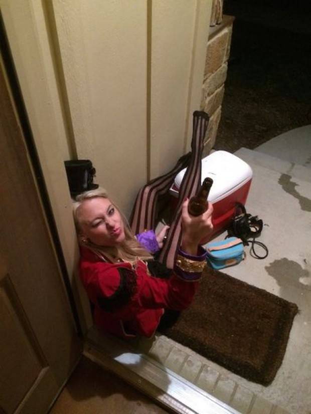 girls who love beer 33 pics 2.html - 33 HD Photos | Premium Gallery 2026