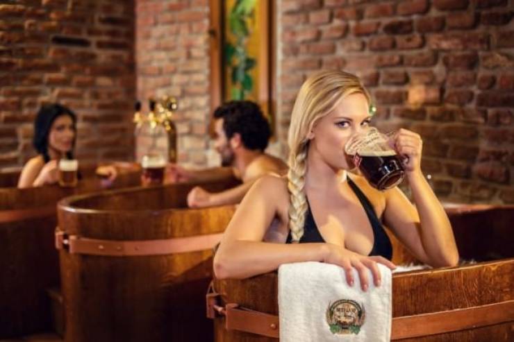 Girls Who Love Beer