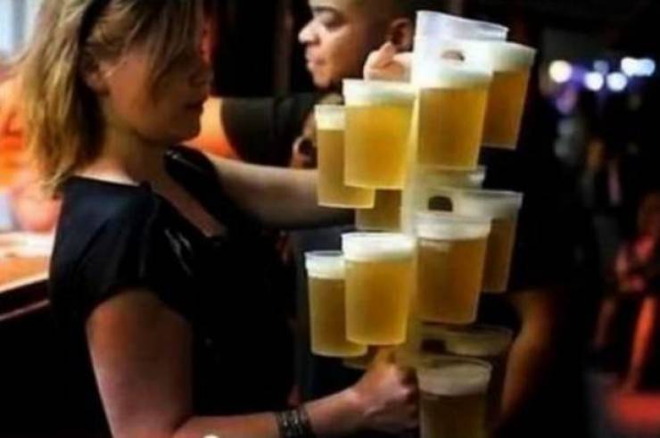 Girls Who Love Beer