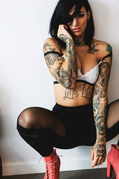 Hot and Hardcore Tattooed Girls