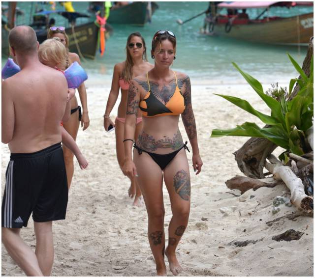 Hot and Hardcore Tattooed Girls