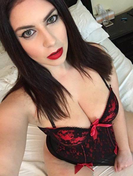 Boobs to Make the Men Drool