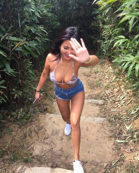 Meet The World’s Hottest Nurse!