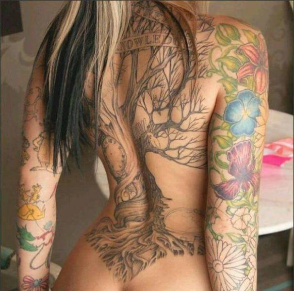 Hot and Hardcore Tattooed Girls