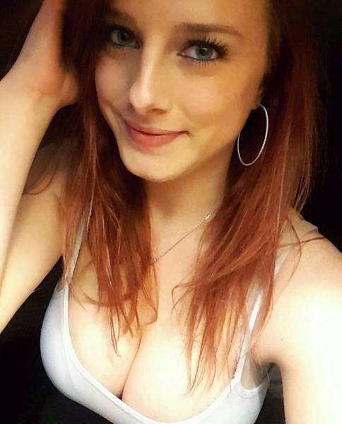 Girls With Beautiful Tits Are A Mouthwatering Sight