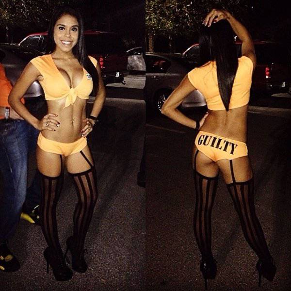 Raver Girls Will Show You Where It’s Really Hot!