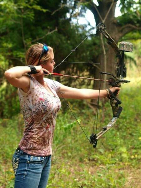 These Archery Girls Will Pierce Your Heart!