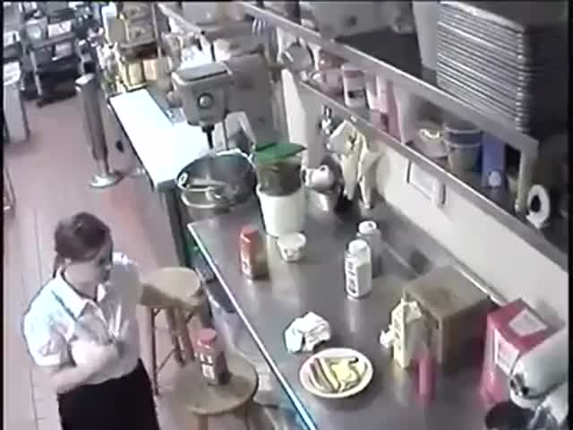 This Disgusting Waitress Serves Hot Dogs With A Little Extra Of Herself