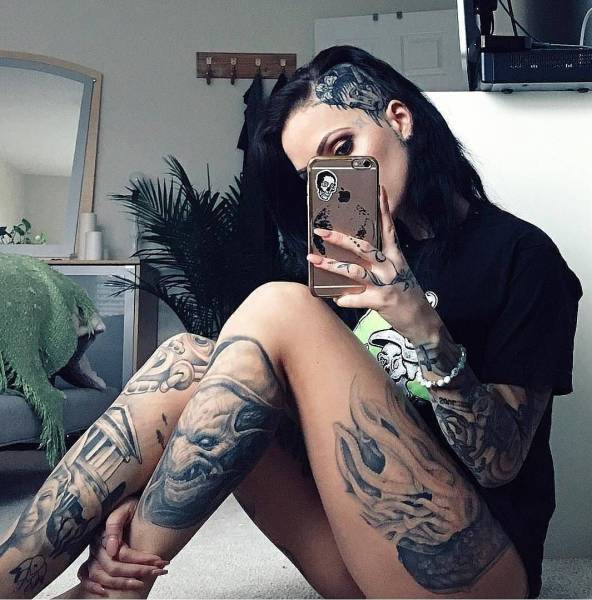 Hot and Hardcore Tattooed Girls