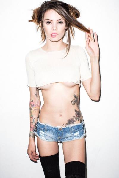 These Underboobs Will Make Your Imagination Go Wild