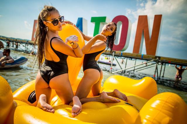 Butts That Make You Go Mmmm