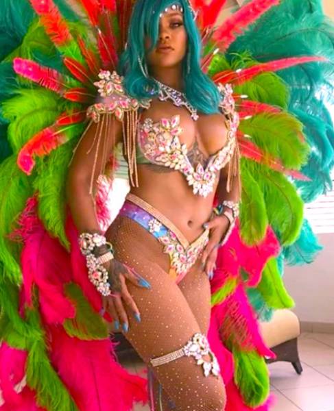 Daily Reminder Of How Sexy Rihanna Is