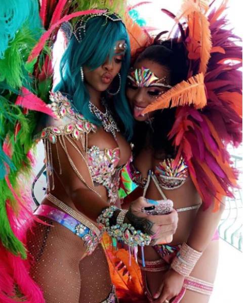 Daily Reminder Of How Sexy Rihanna Is