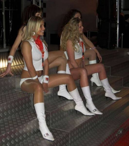 Beautiful Summer Loving Girls