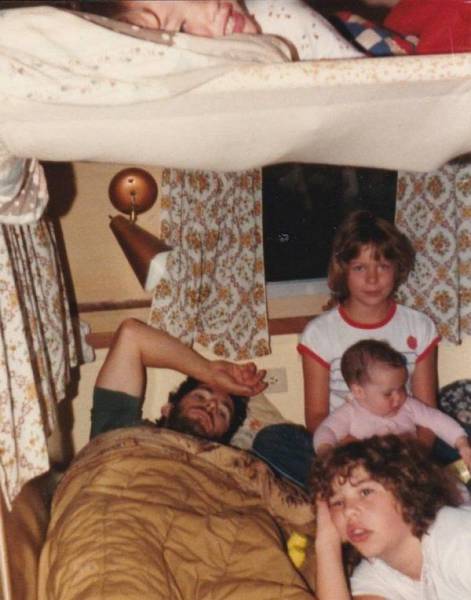 Weirdest Family Photos Discovered