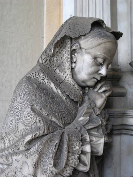 These Statues Will Send Chills Down Your Spine