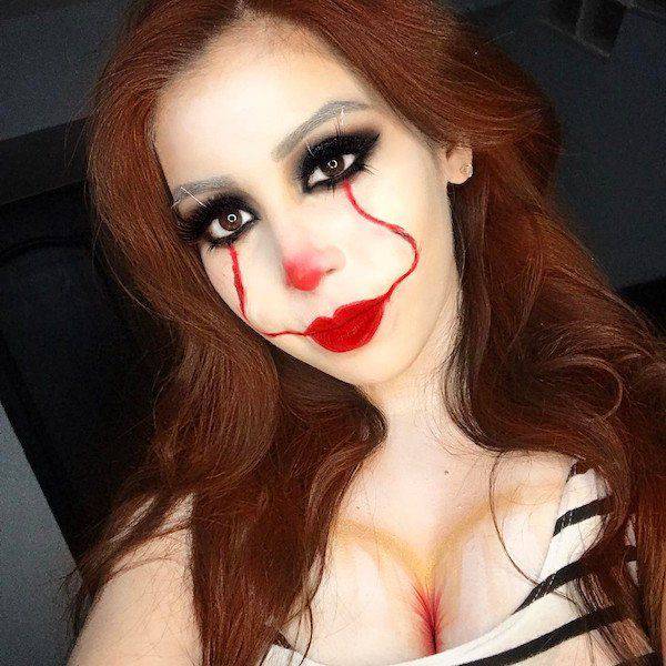 Sexy Pennywise Costumes Are Stuff From Erotic Nightmares…