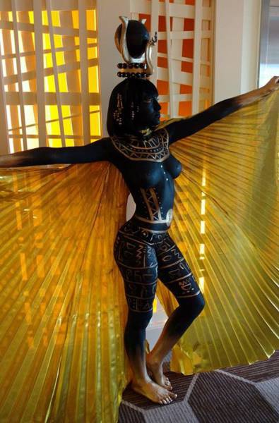 Proper Cosplay Always Involves Proper Bodies