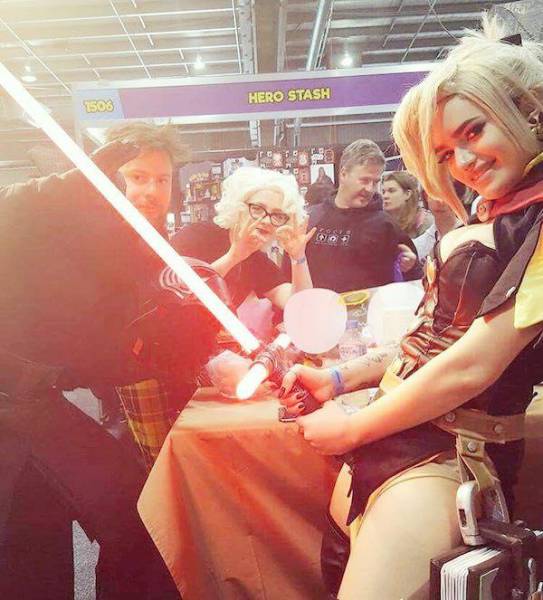 Zalaria Is The Perfect Cosplay Queen