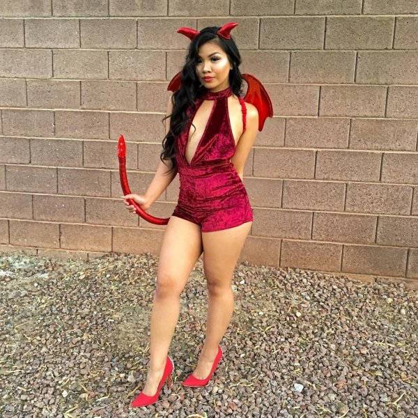 Halloween Brings Us Some Top-Notch Sexy Costumes!