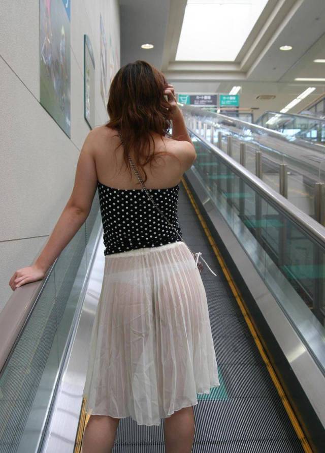 You Can See Through These Girls’ Clothes!