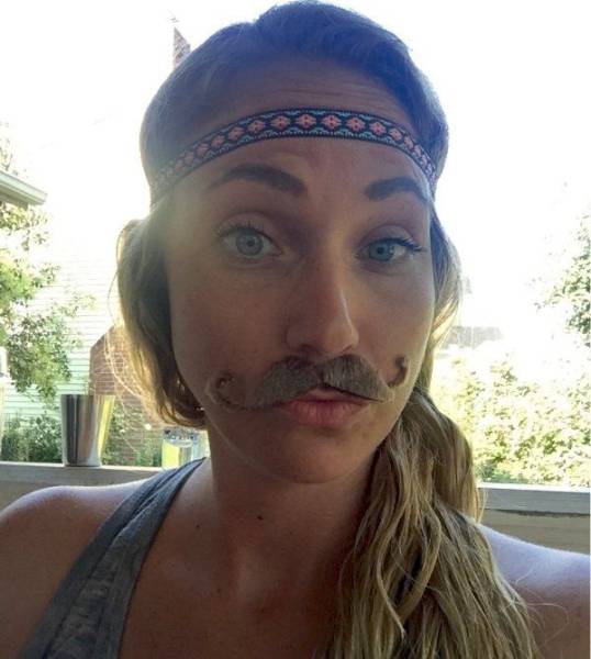 Goofy Girls Are The Best Kind Of Girlfriend