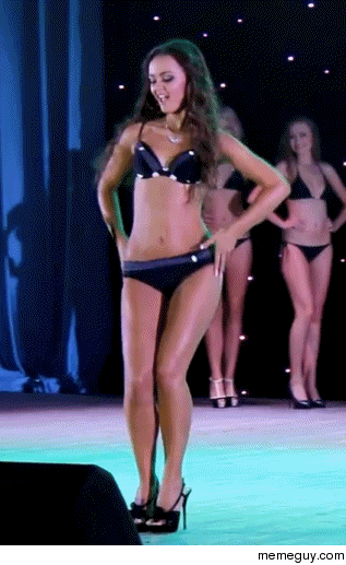 GIFs of Really Hot Girls