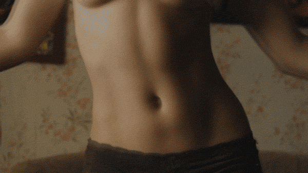 GIFs of Really Hot Girls