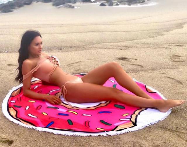 Check Out These Beautiful Legs