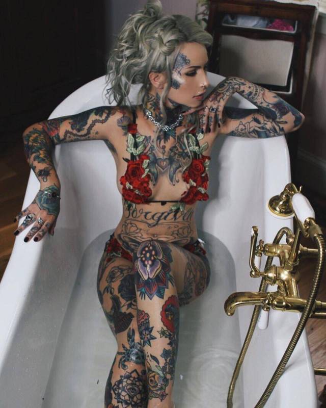 Hot and Hardcore Tattooed Girls