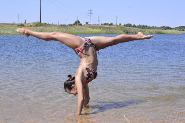 Flexible Girls Will Always Be Sexy