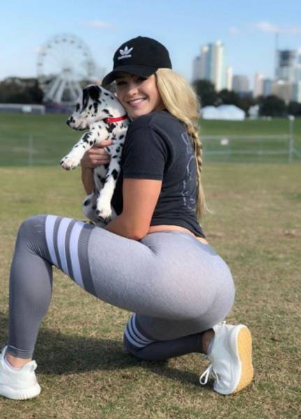 Yoga Pants Are Here! Let Them Come!