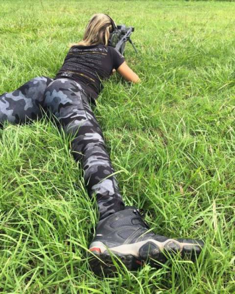 Yoga Pants Are Here! Let Them Come!