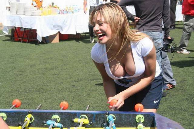 Girls Always Look Great In Those Tank Tops