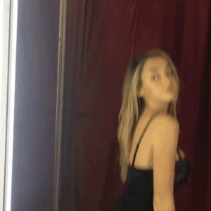 GIFs of Really Hot Girls