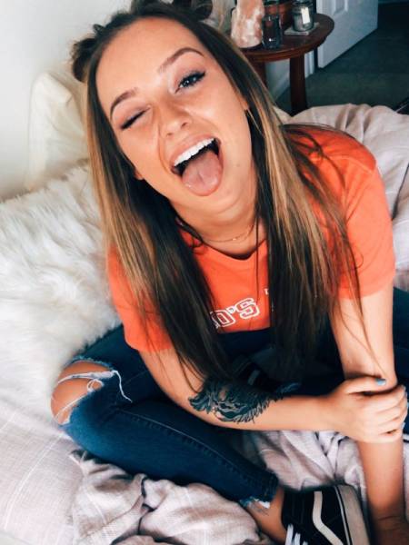 Goofy Girls Are The Best Kind Of Girlfriend