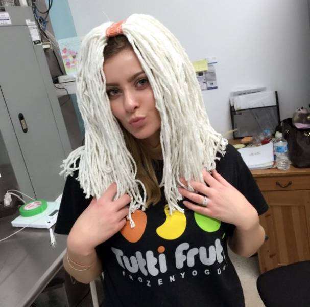 Goofy Girls Are The Best Kind Of Girlfriend