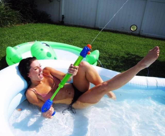 Goofy Girls Are The Best Kind Of Girlfriend