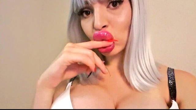 For Them, Lips Are Never Big Enough…