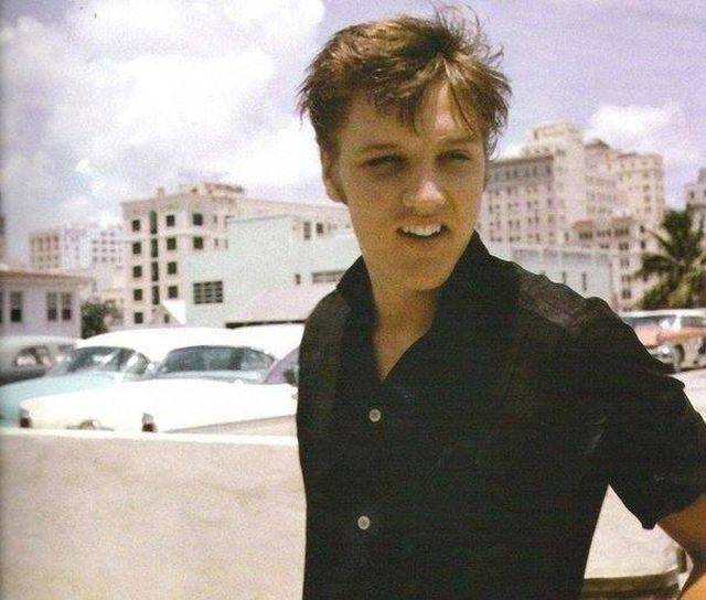 Celebrity Photos From The Past