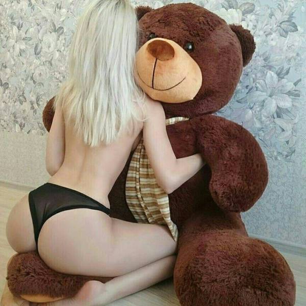 Bootylicious Babes Are A Very Pleasing Visual Experience