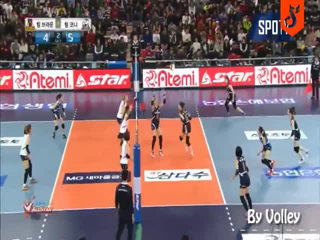 Korean Girls Have Their Special Way Of Celebrating