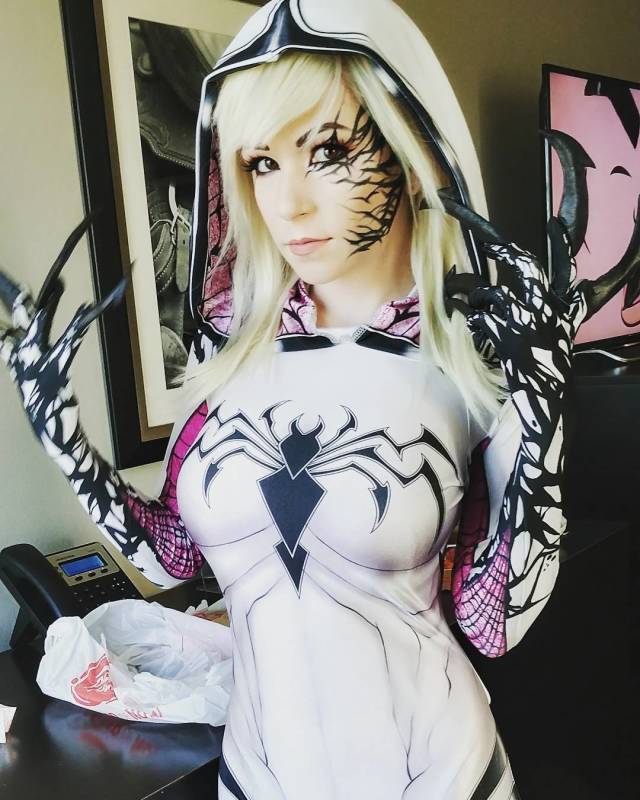 Best Cosplay Is Sexy Cosplay!