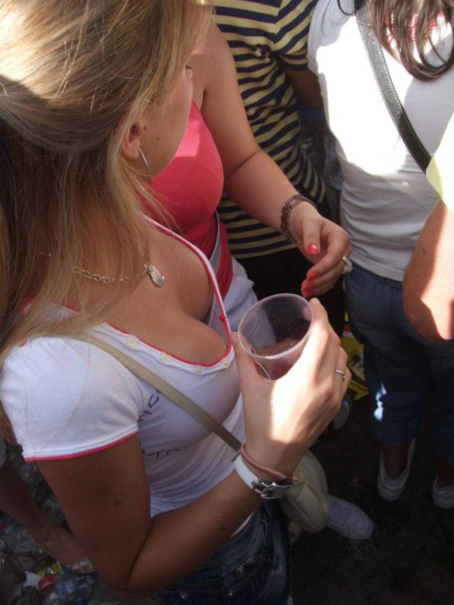 The Beautiful Babes of the City Streets