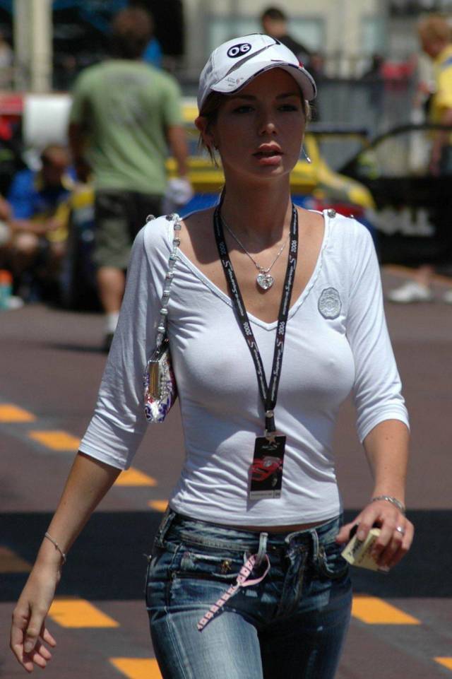 The Beautiful Babes of the City Streets